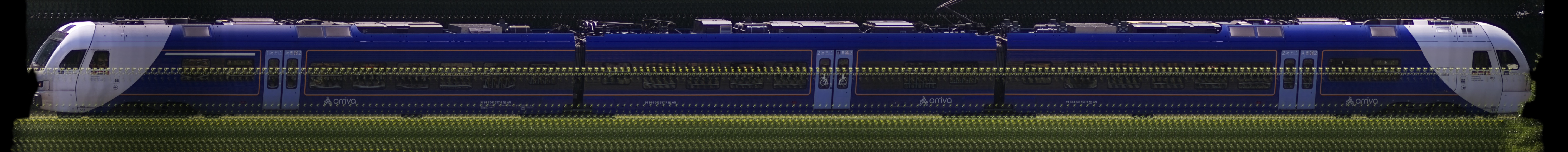 There should be a train photo here :'(