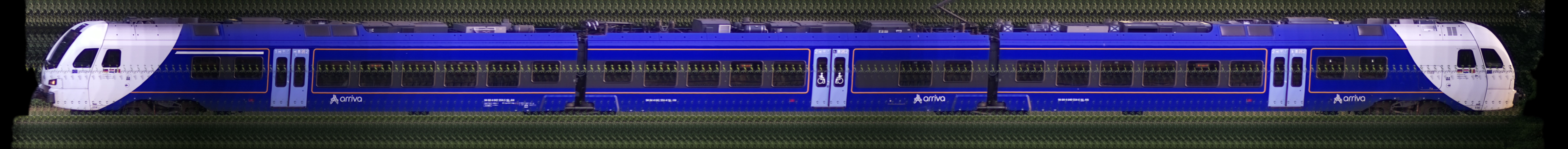 There should be a train photo here :'(