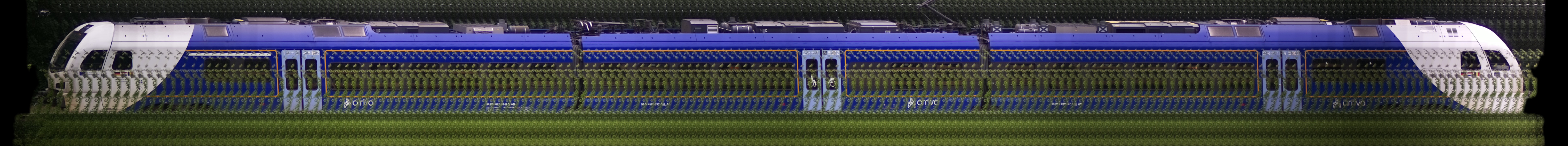 There should be a train photo here :'(