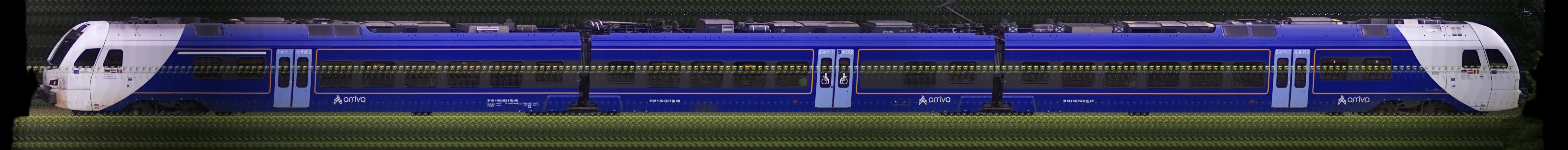 There should be a train photo here :'(