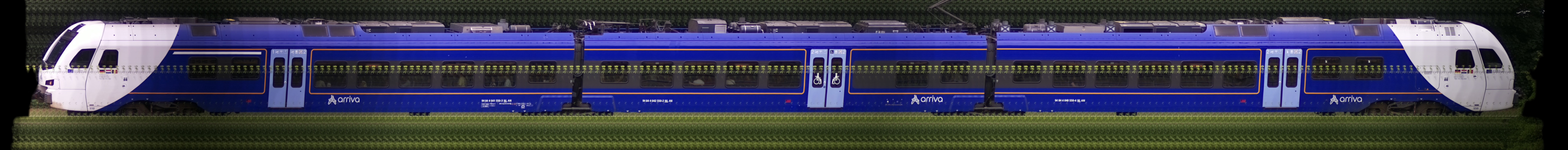 There should be a train photo here :'(