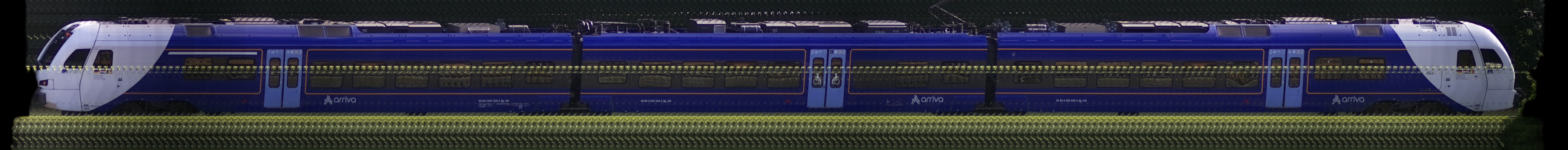 There should be a train photo here :'(
