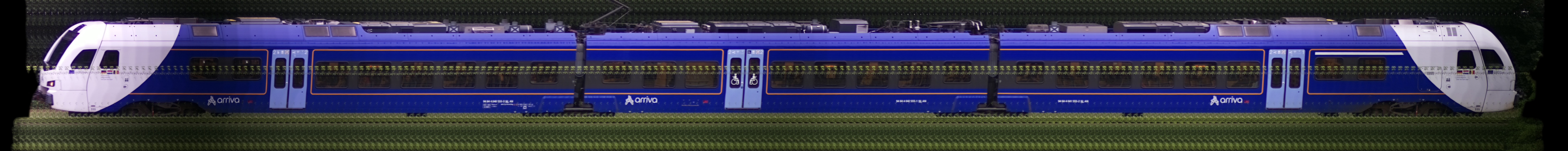 There should be a train photo here :'(