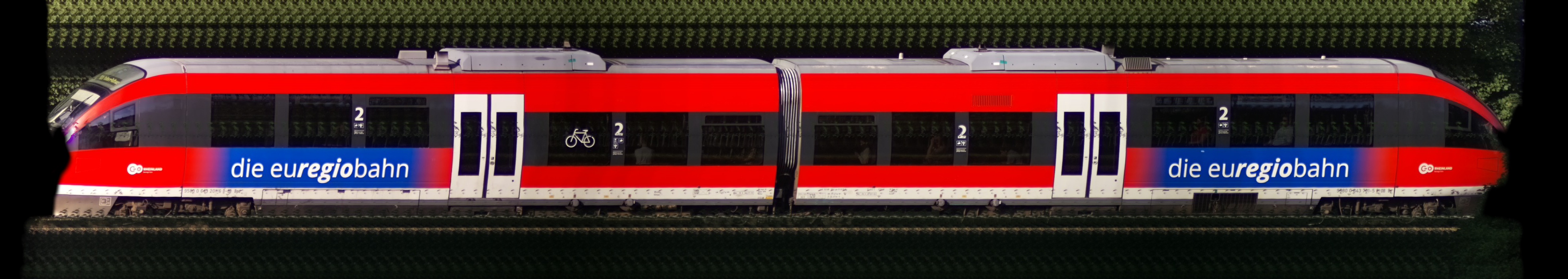There should be a train photo here :'(