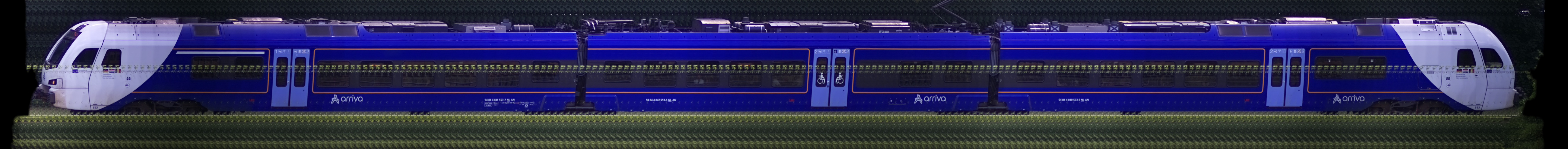 There should be a train photo here :'(
