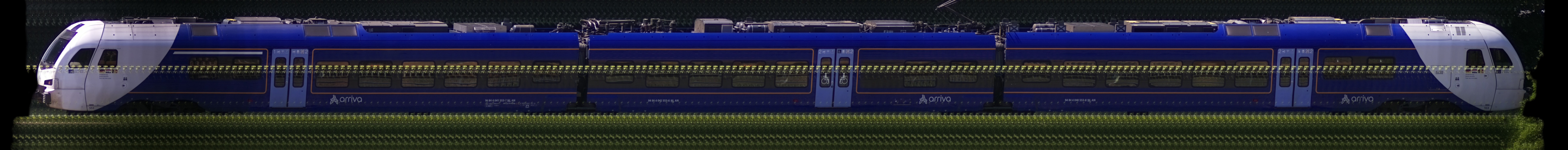 There should be a train photo here :'(