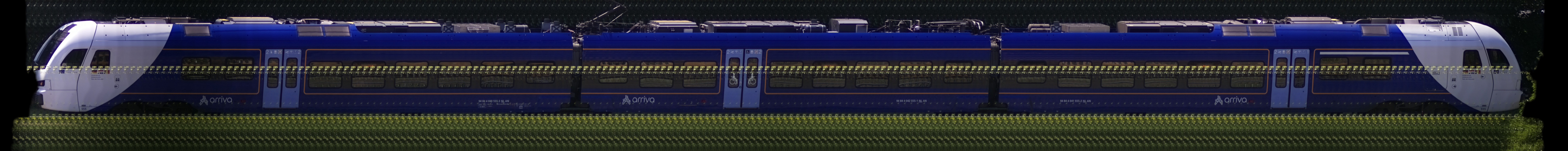 There should be a train photo here :'(