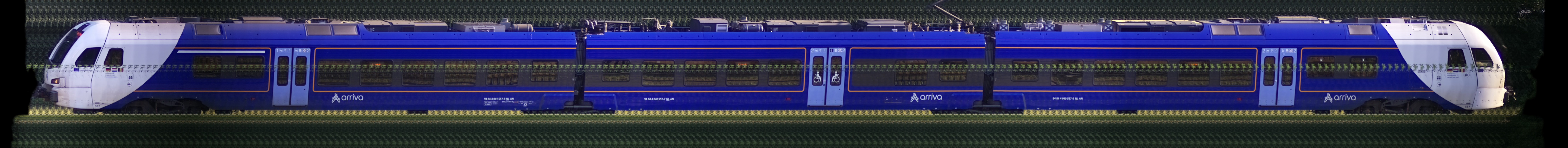 There should be a train photo here :'(