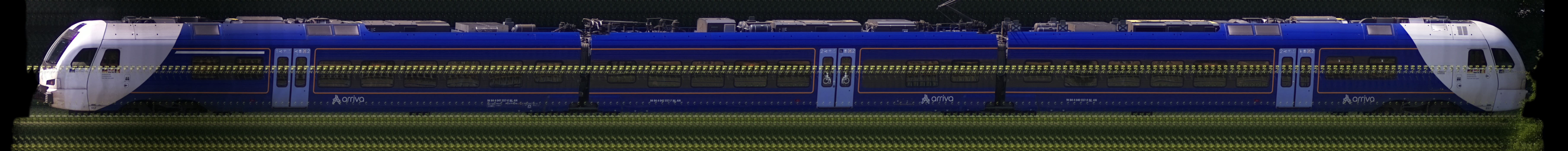 There should be a train photo here :'(