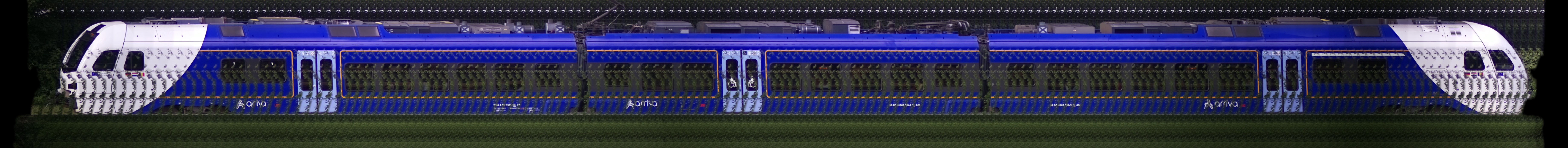 There should be a train photo here :'(