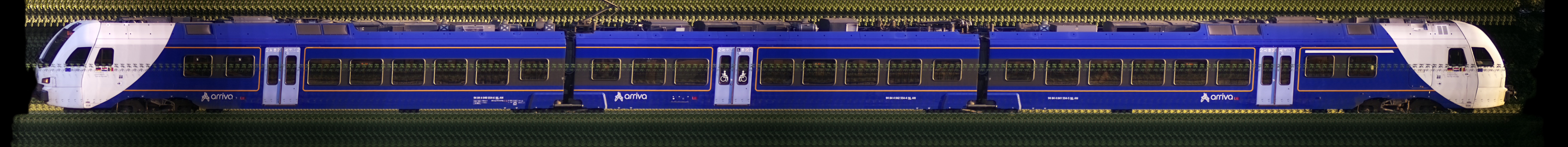 There should be a train photo here :'(