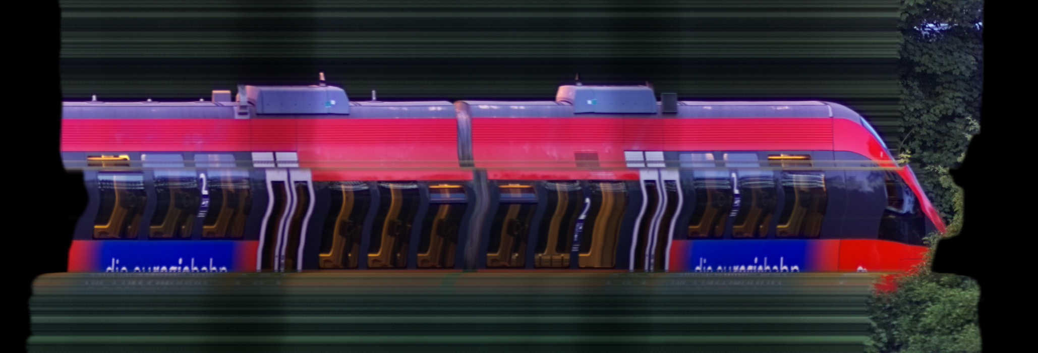 There should be a train photo here :'(