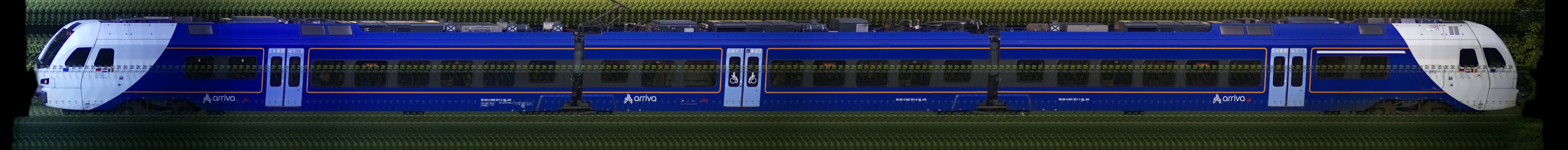There should be a train photo here :'(