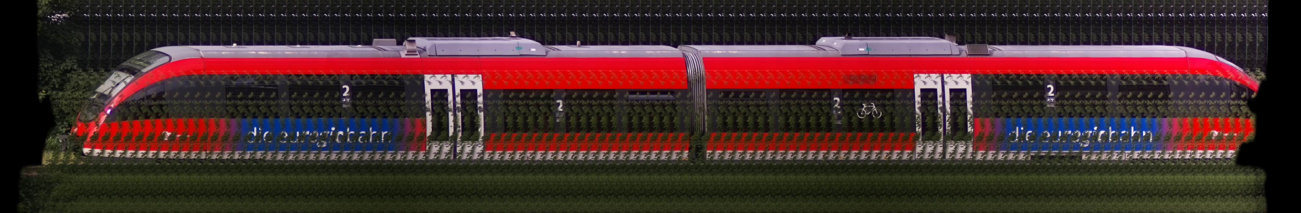 There should be a train photo here :'(
