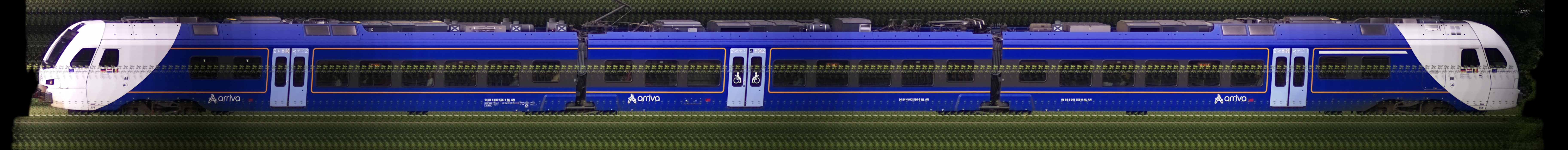 There should be a train photo here :'(