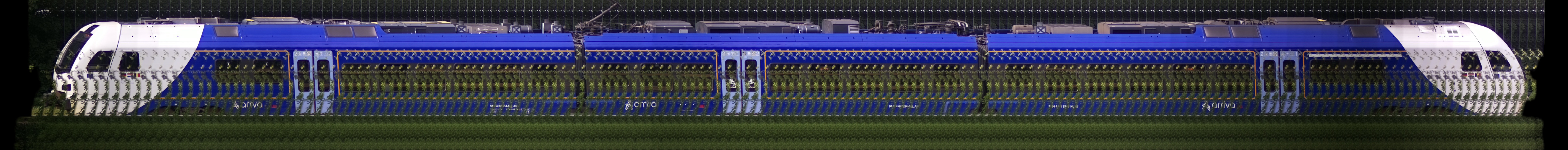 There should be a train photo here :'(