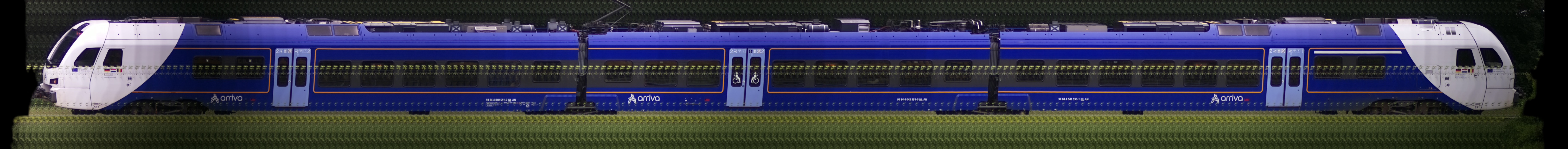 There should be a train photo here :'(