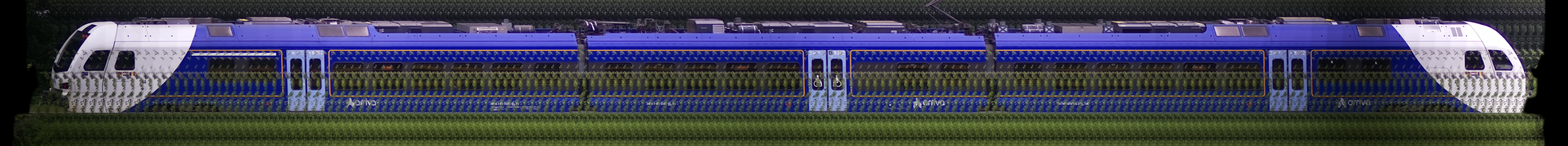 There should be a train photo here :'(