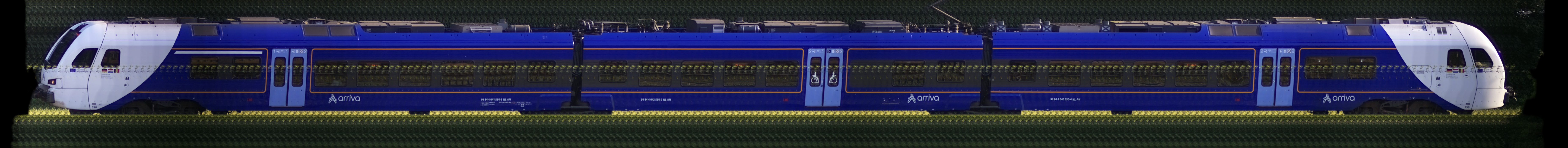 There should be a train photo here :'(