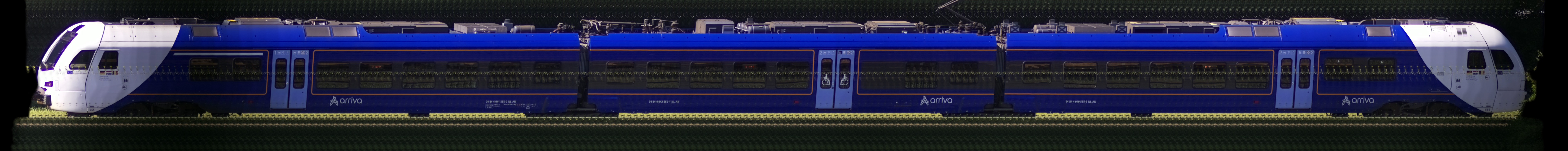 There should be a train photo here :'(