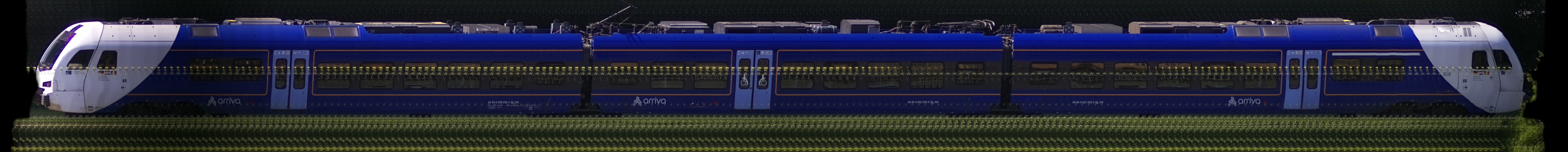 There should be a train photo here :'(