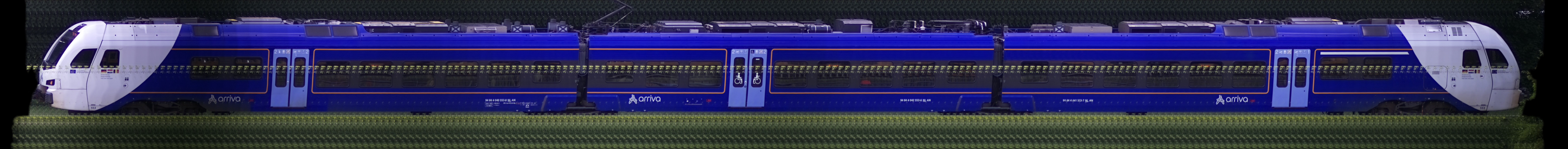There should be a train photo here :'(
