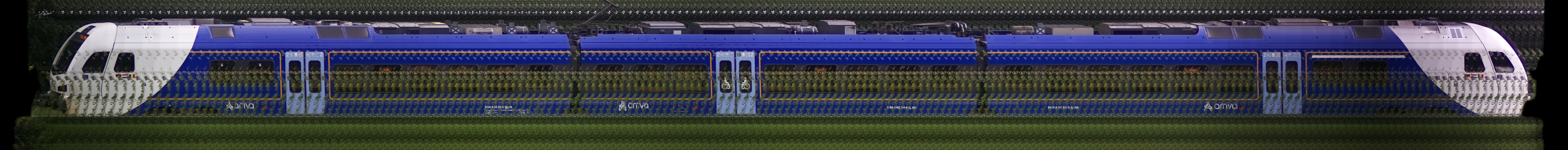 There should be a train photo here :'(