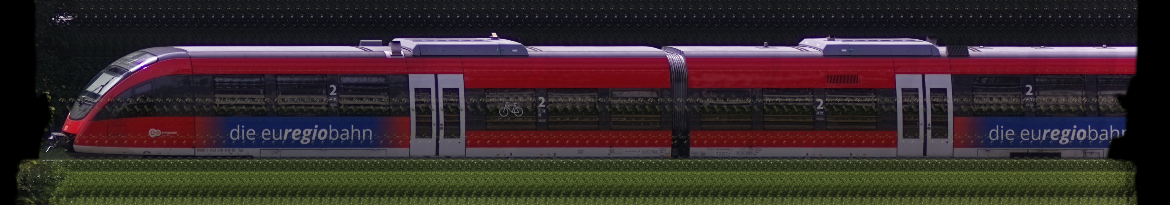 There should be a train photo here :'(