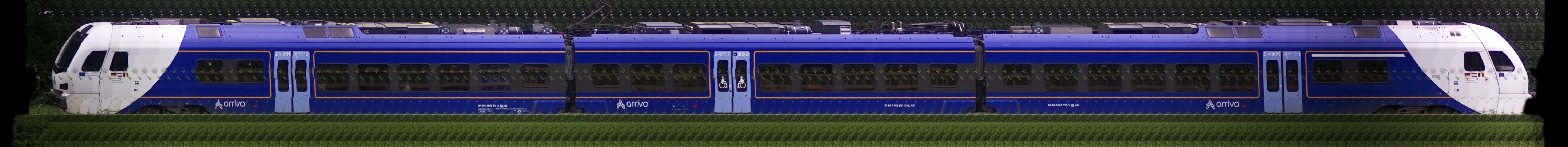 There should be a train photo here :'(