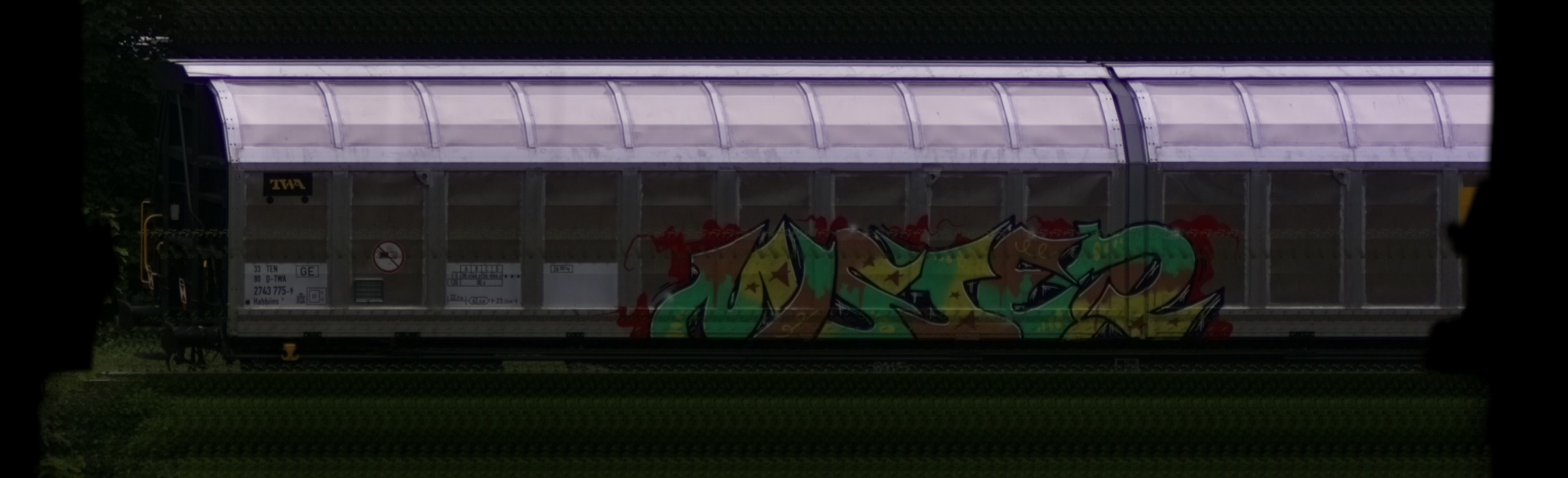 There should be a train photo here :'(