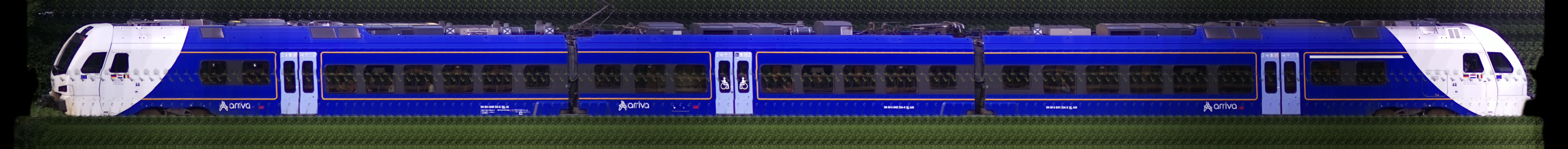 There should be a train photo here :'(