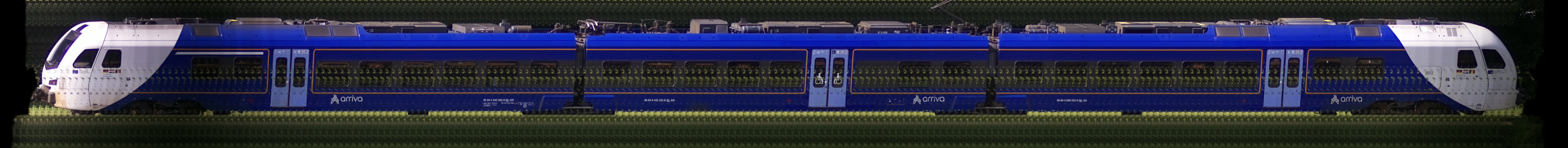 There should be a train photo here :'(