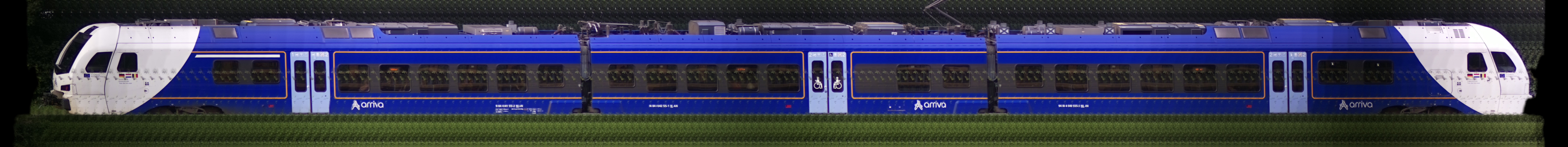 There should be a train photo here :'(