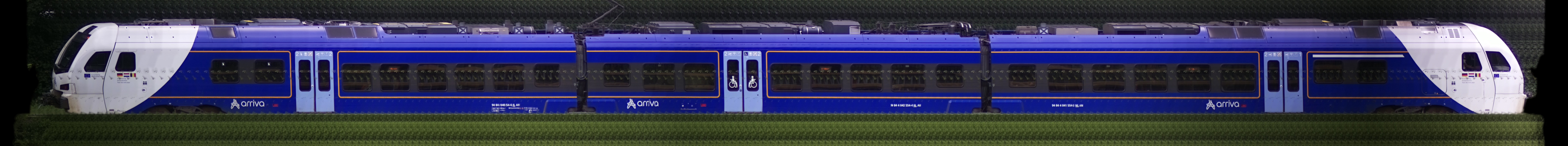 There should be a train photo here :'(
