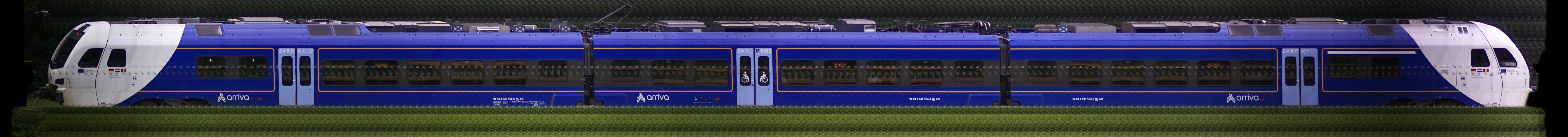 There should be a train photo here :'(