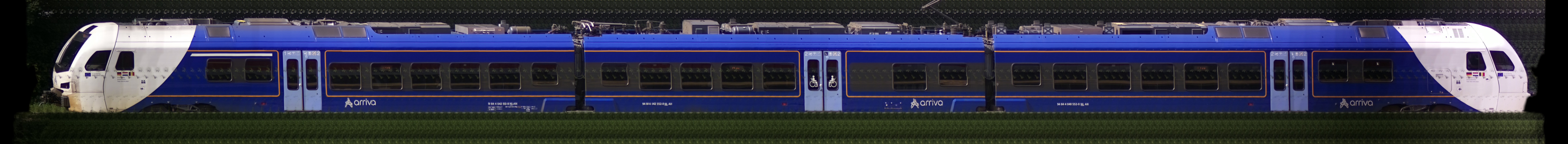 There should be a train photo here :'(