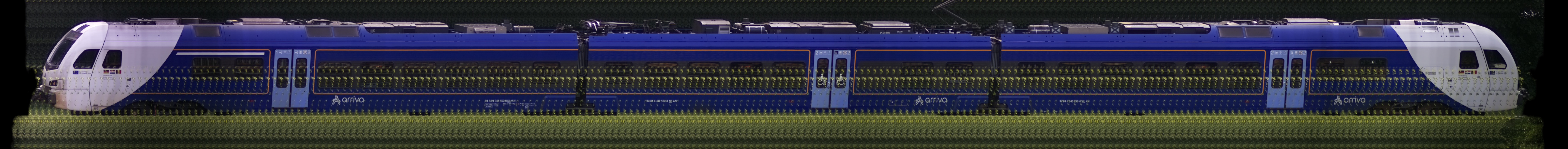 There should be a train photo here :'(