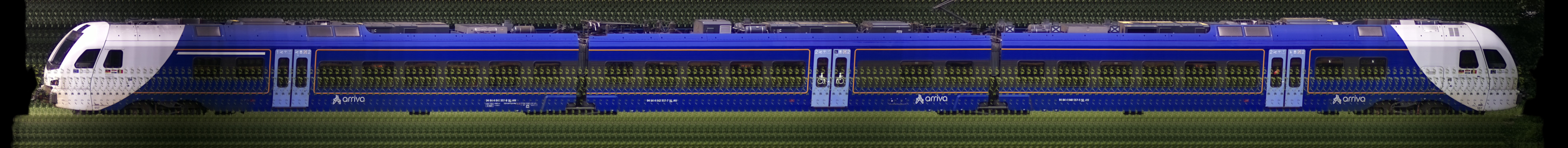 There should be a train photo here :'(