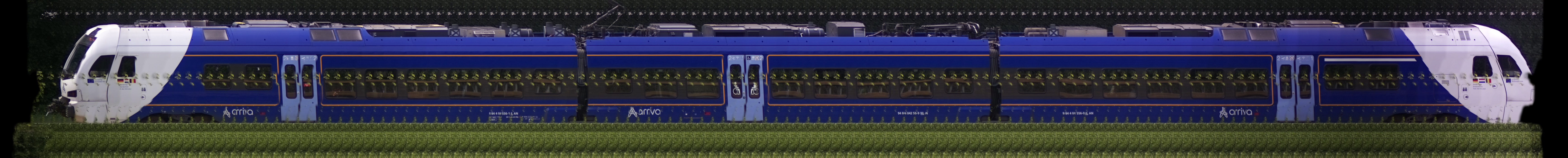There should be a train photo here :'(