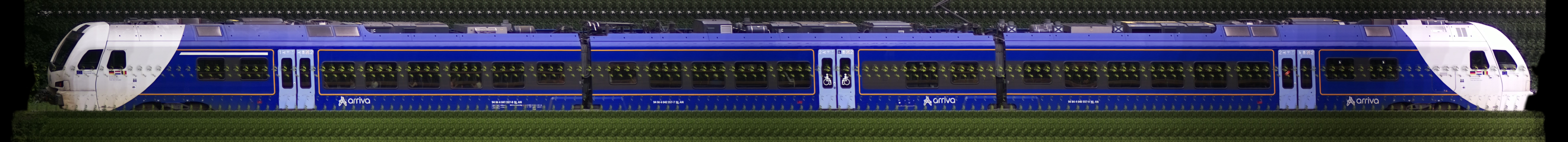 There should be a train photo here :'(