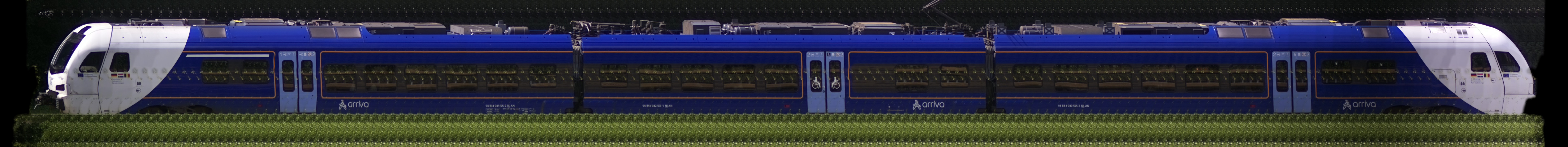There should be a train photo here :'(
