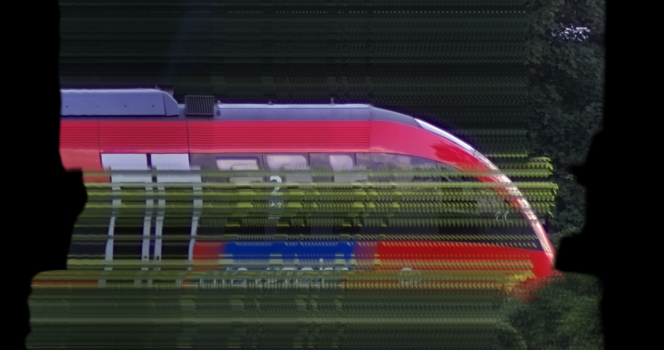 There should be a train photo here :'(