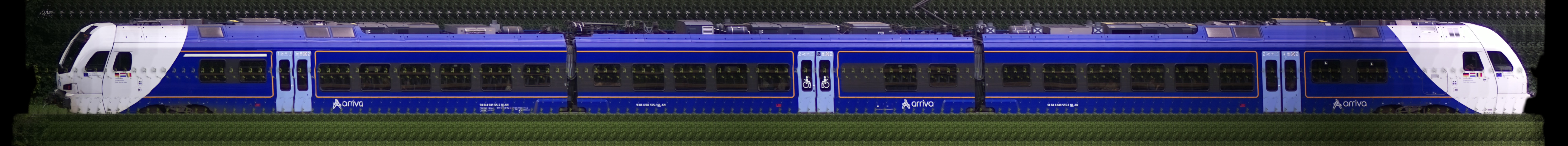 There should be a train photo here :'(