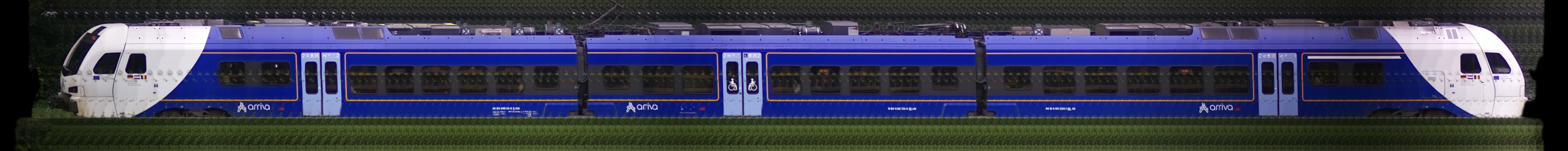 There should be a train photo here :'(