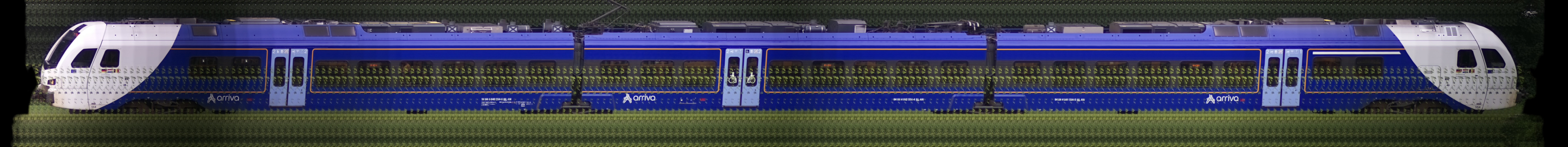 There should be a train photo here :'(