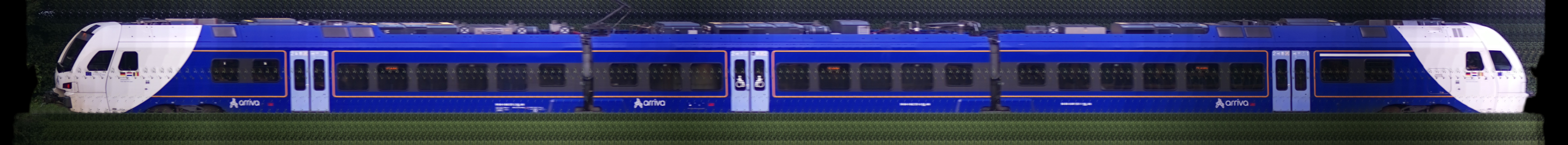 There should be a train photo here :'(