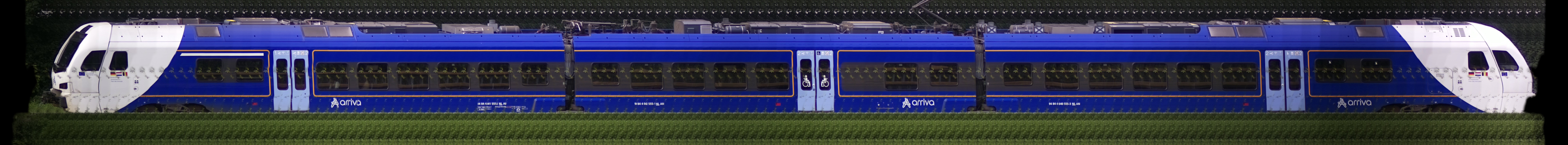 There should be a train photo here :'(