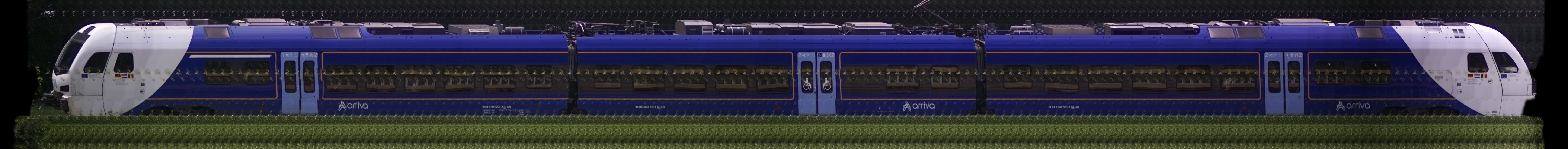 There should be a train photo here :'(