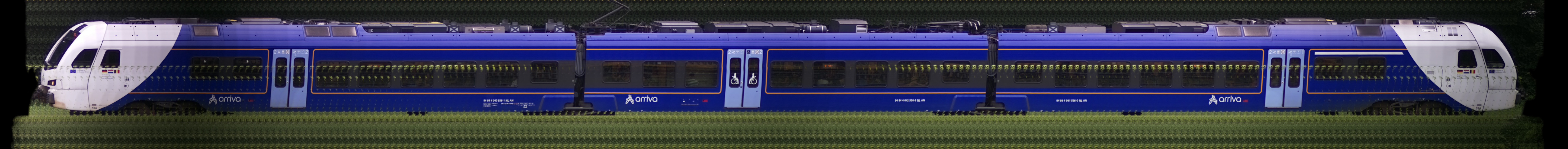 There should be a train photo here :'(