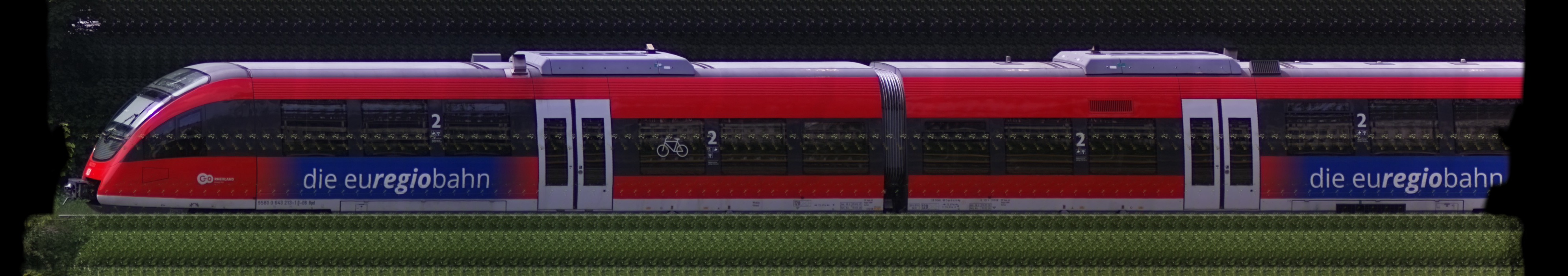 There should be a train photo here :'(
